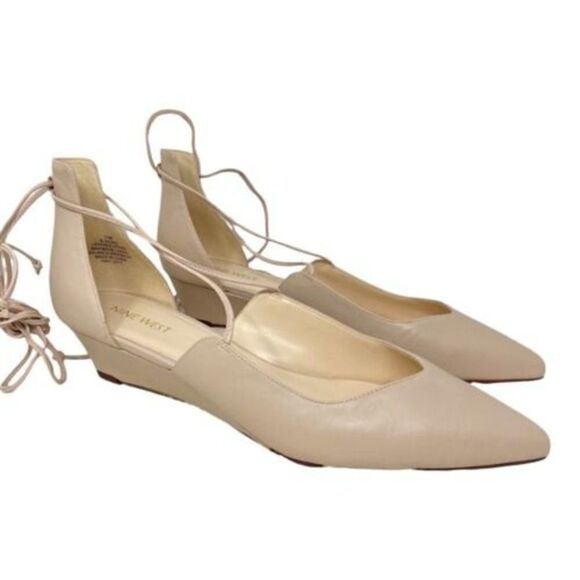 Nine West Shoes WMNS 11 Strappy Flats Eladiao Pointed Toe Criss Neutral Wedding - Picture 1 of 9